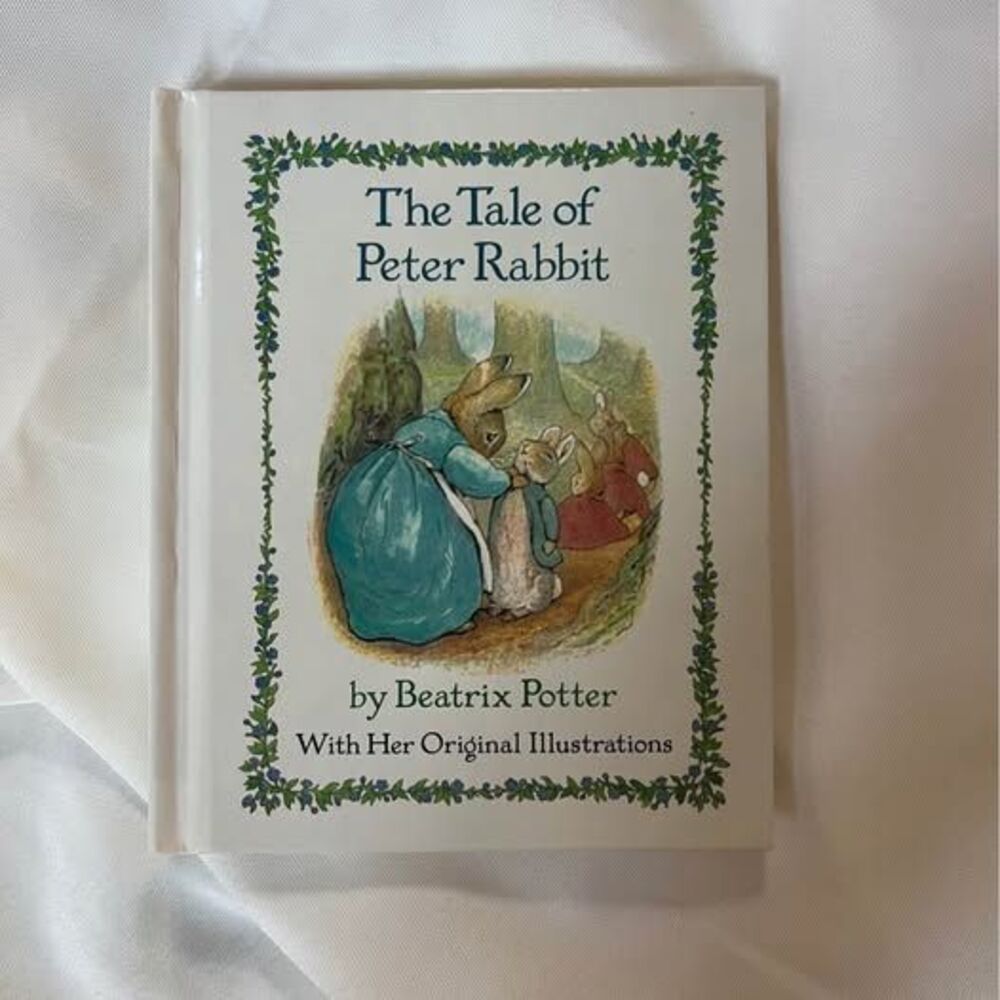 Vintage Kids Hardcover: The Tale of Peter Rabbit